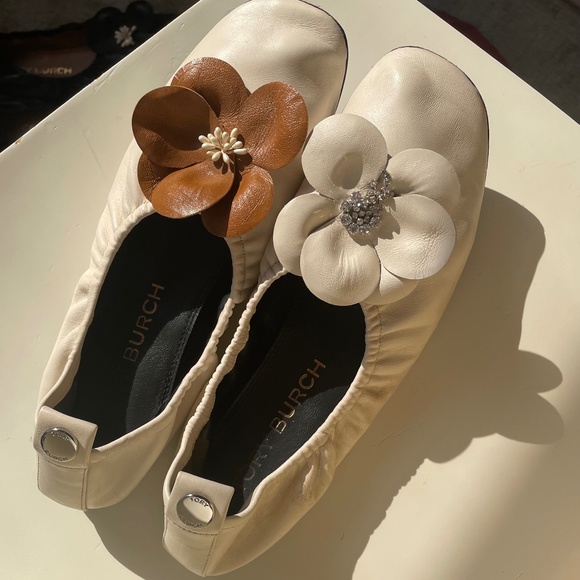 Tory Burch Canyon Flower Ballet Flats- White, 9.5 - Picture 1 of 9